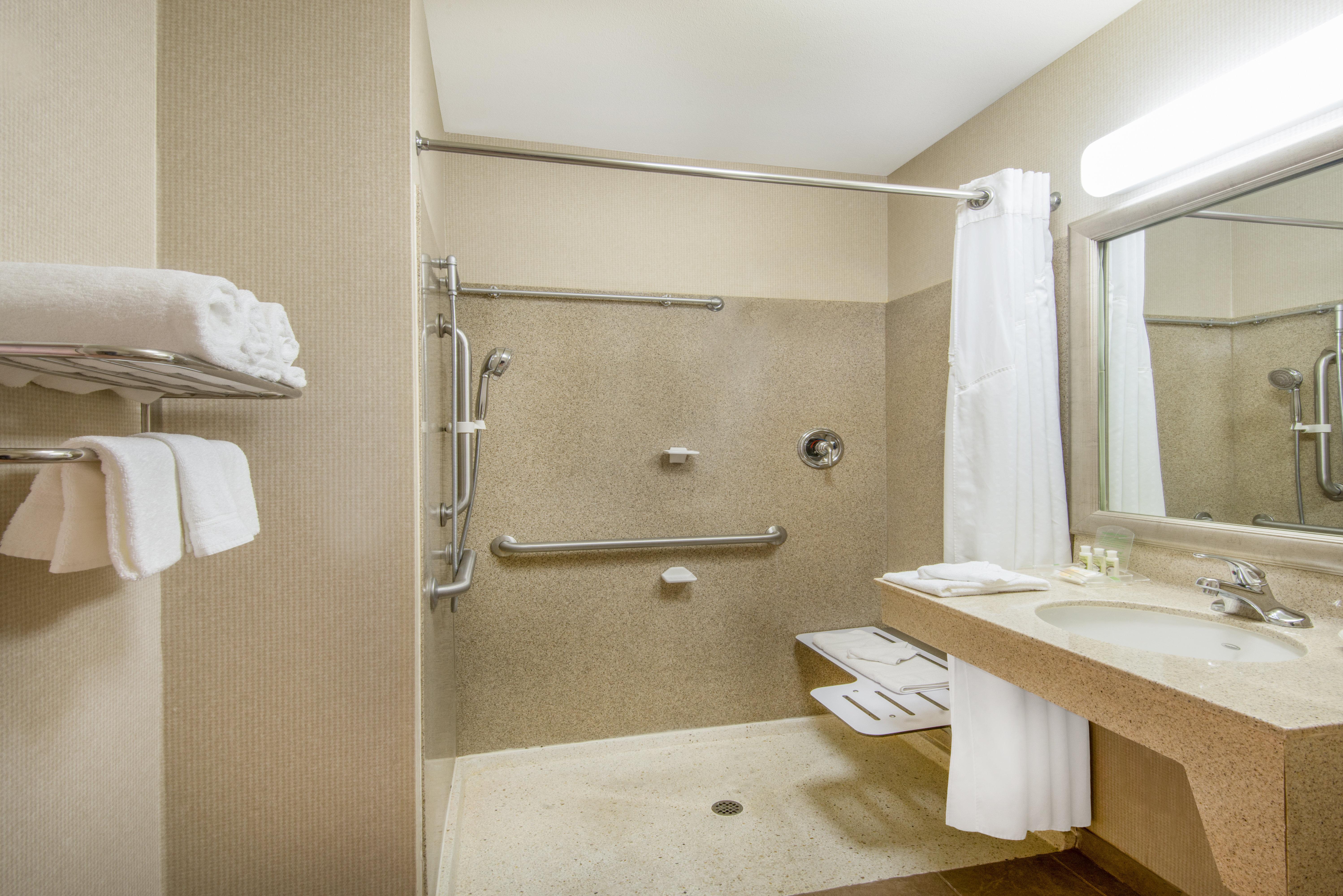 Holiday Inn & Suites Goodyear - West Phoenix Area By Ihg Exterior foto